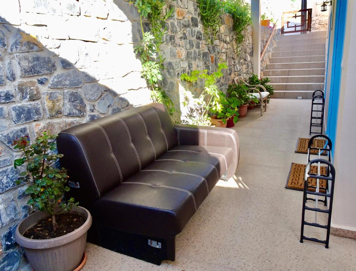 Faros Apartment Sfakia Exterior photo